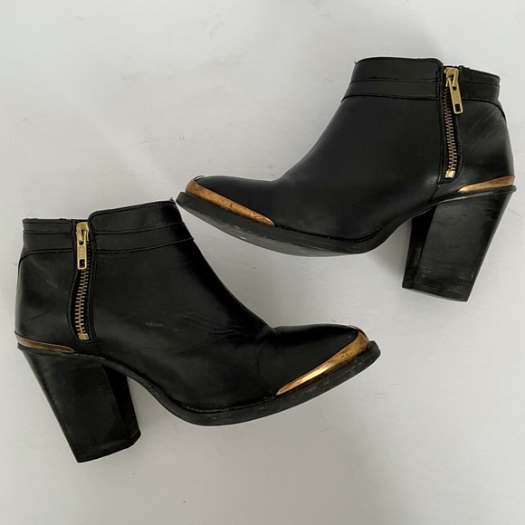 Cowboy leather booties with brass detailing. - Picture 5 of 6